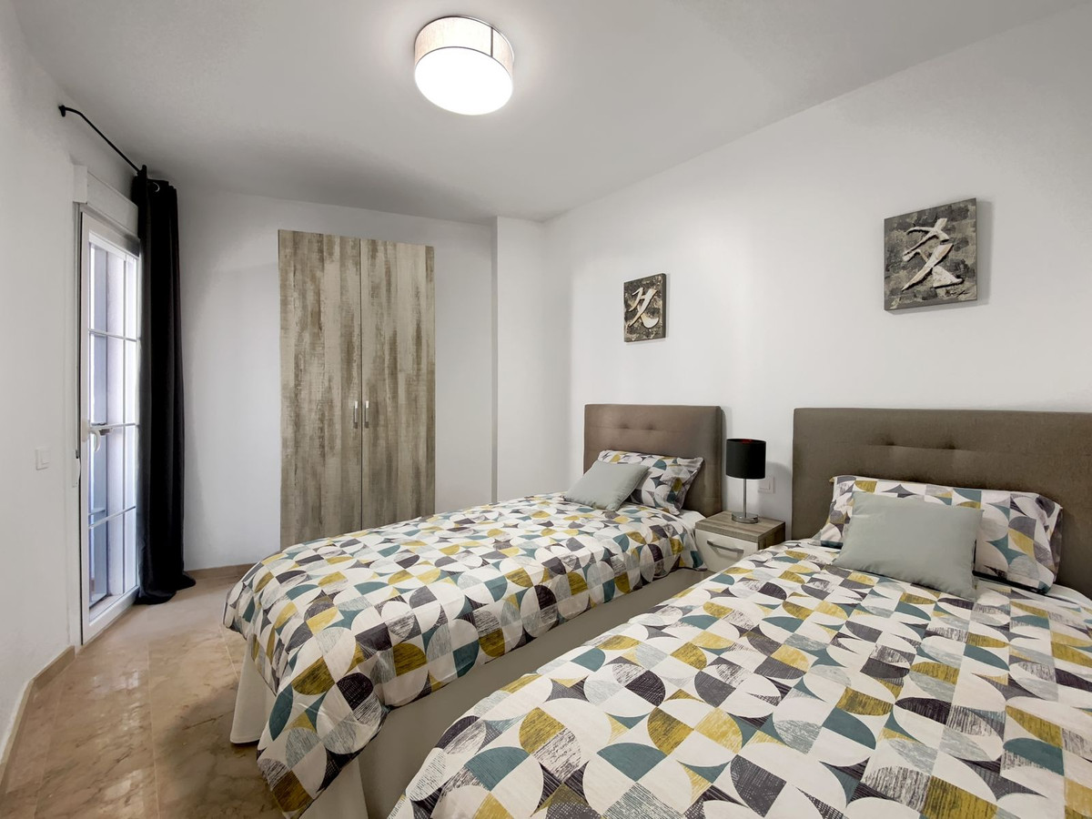 Appartement te koop in Manilva | 2 slaapkamers H5103550
