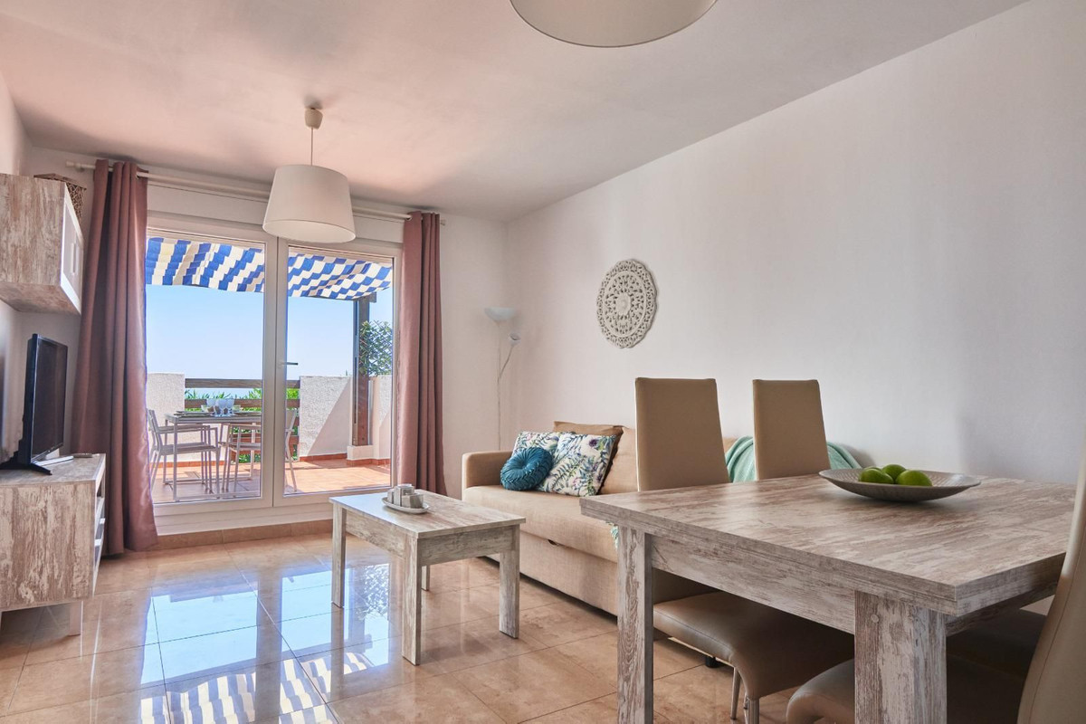 Appartement te koop in Manilva | 2 slaapkamers H5104924