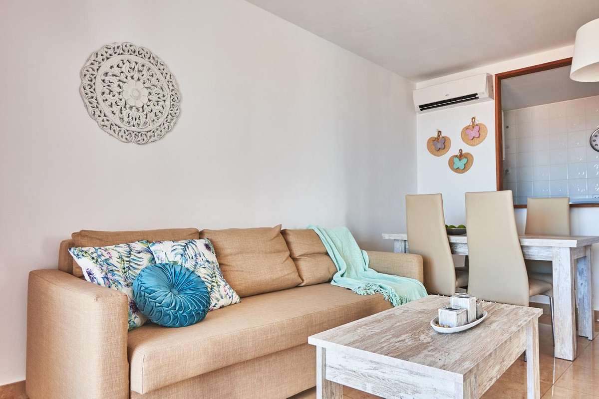 Appartement te koop in Manilva | 2 slaapkamers H5104924