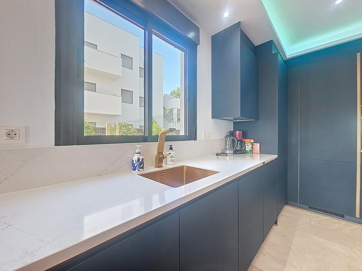 Appartement te koop in Manilva | 2 slaapkamers H5106304