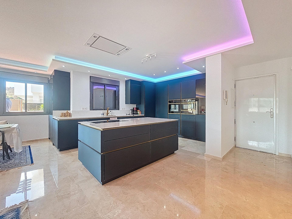 Appartement te koop in Manilva | 2 slaapkamers H5106304