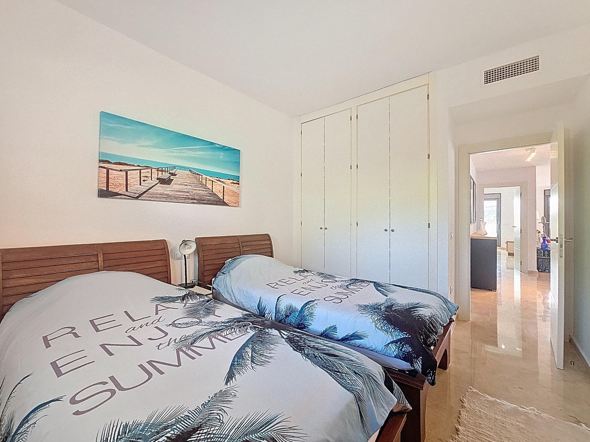Appartement te koop in Manilva | 2 slaapkamers H5106304
