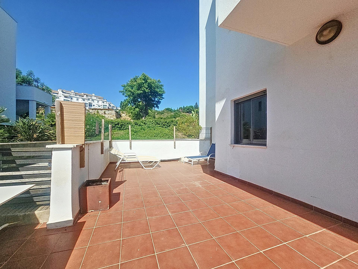 Appartement te koop in Manilva | 2 slaapkamers H5106304