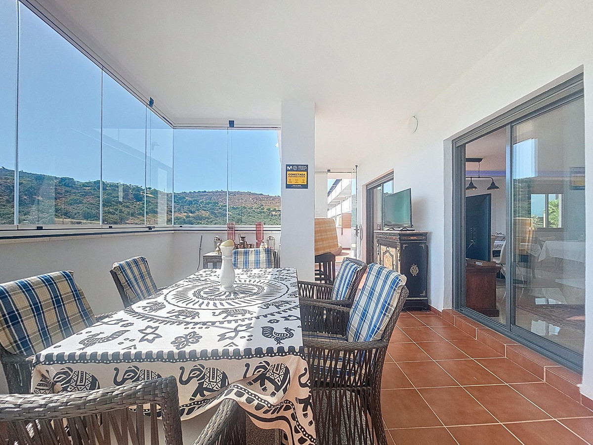 Appartement te koop in Manilva | 2 slaapkamers H5106304