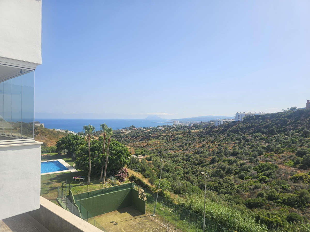 Appartement te koop in Manilva | 2 slaapkamers H5106304