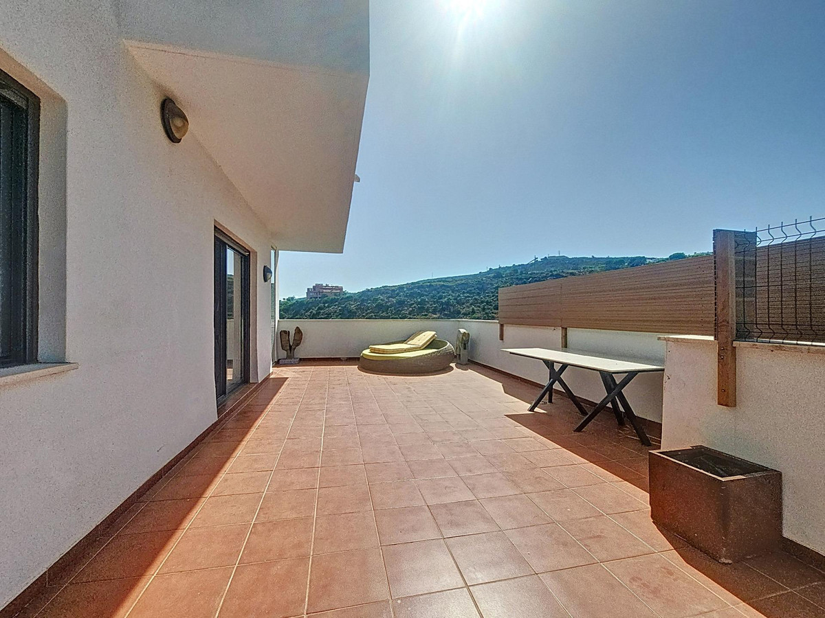 Appartement te koop in Manilva | 2 slaapkamers H5106304