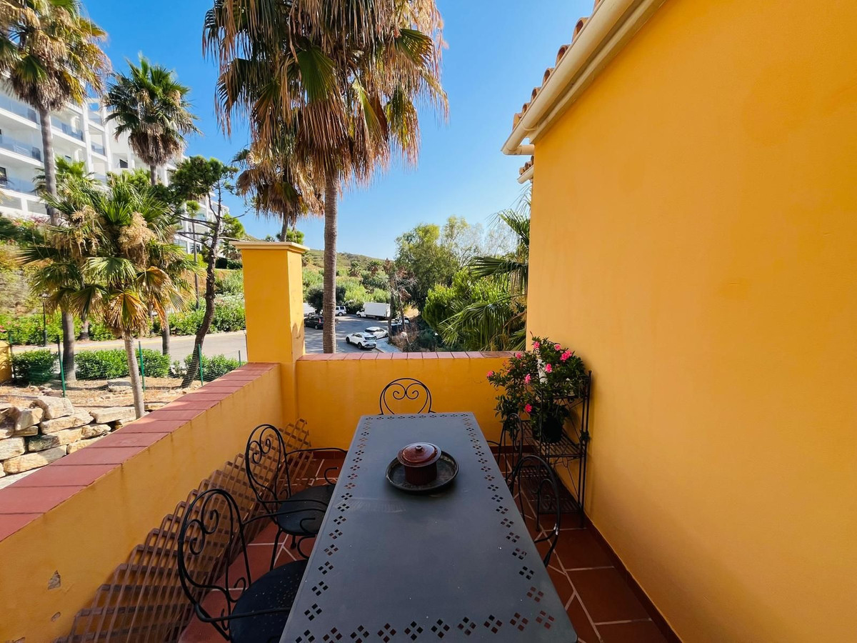 Penthouse te koop in Manilva | 2 slaapkamers H5106625