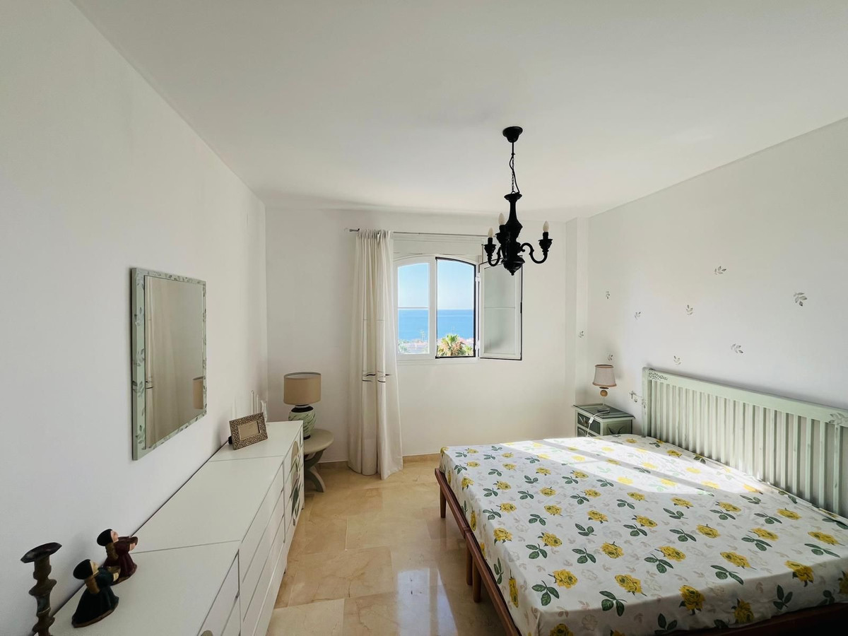 Penthouse te koop in Manilva | 2 slaapkamers H5106625