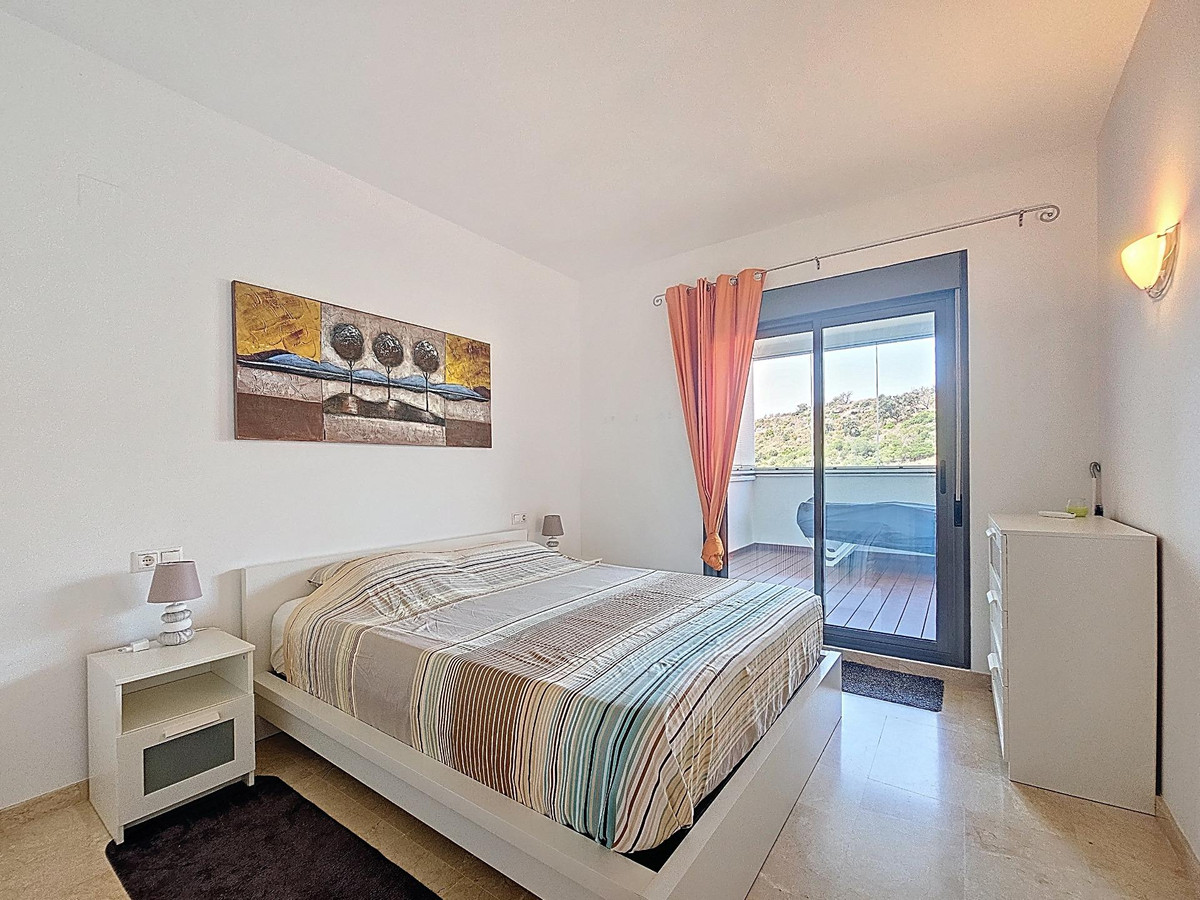 Appartement te koop in Manilva | 3 slaapkamers H5108230