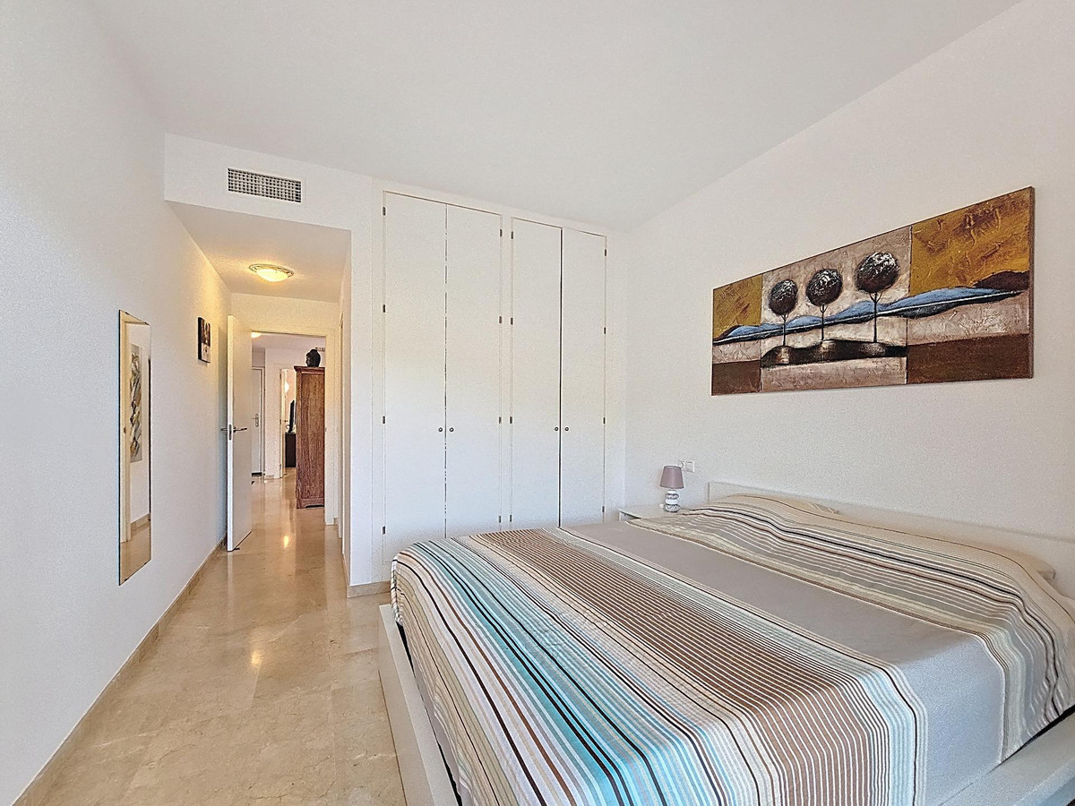 Appartement te koop in Manilva | 3 slaapkamers H5108230