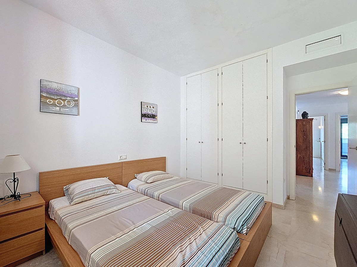 Appartement te koop in Manilva | 3 slaapkamers H5108230