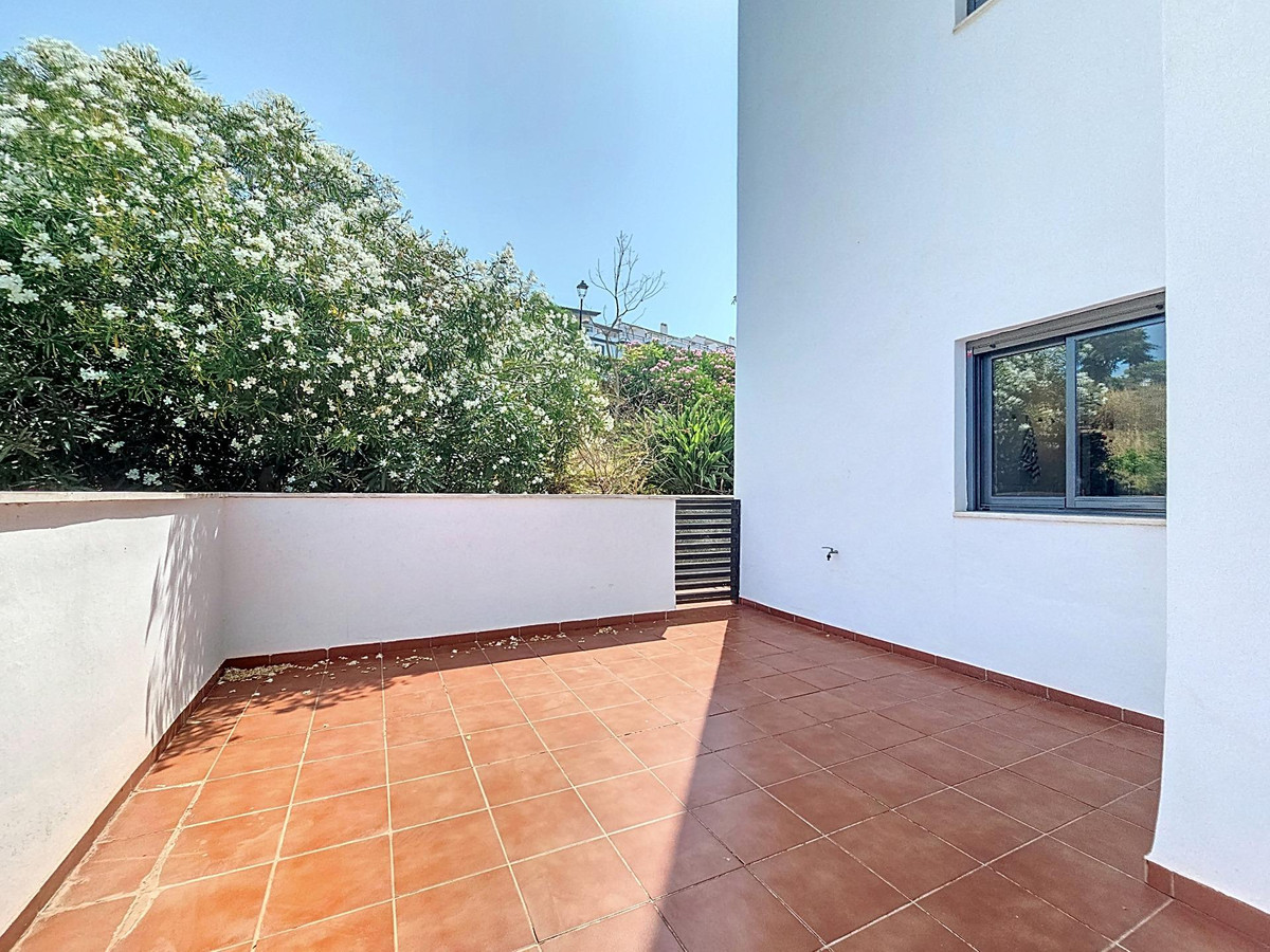 Appartement te koop in Manilva | 3 slaapkamers H5108230