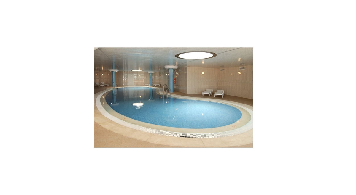 Penthouse te koop in Manilva | 2 slaapkamers H5110204