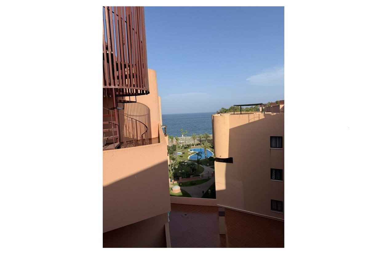 Penthouse te koop in Manilva | 2 slaapkamers H5110204