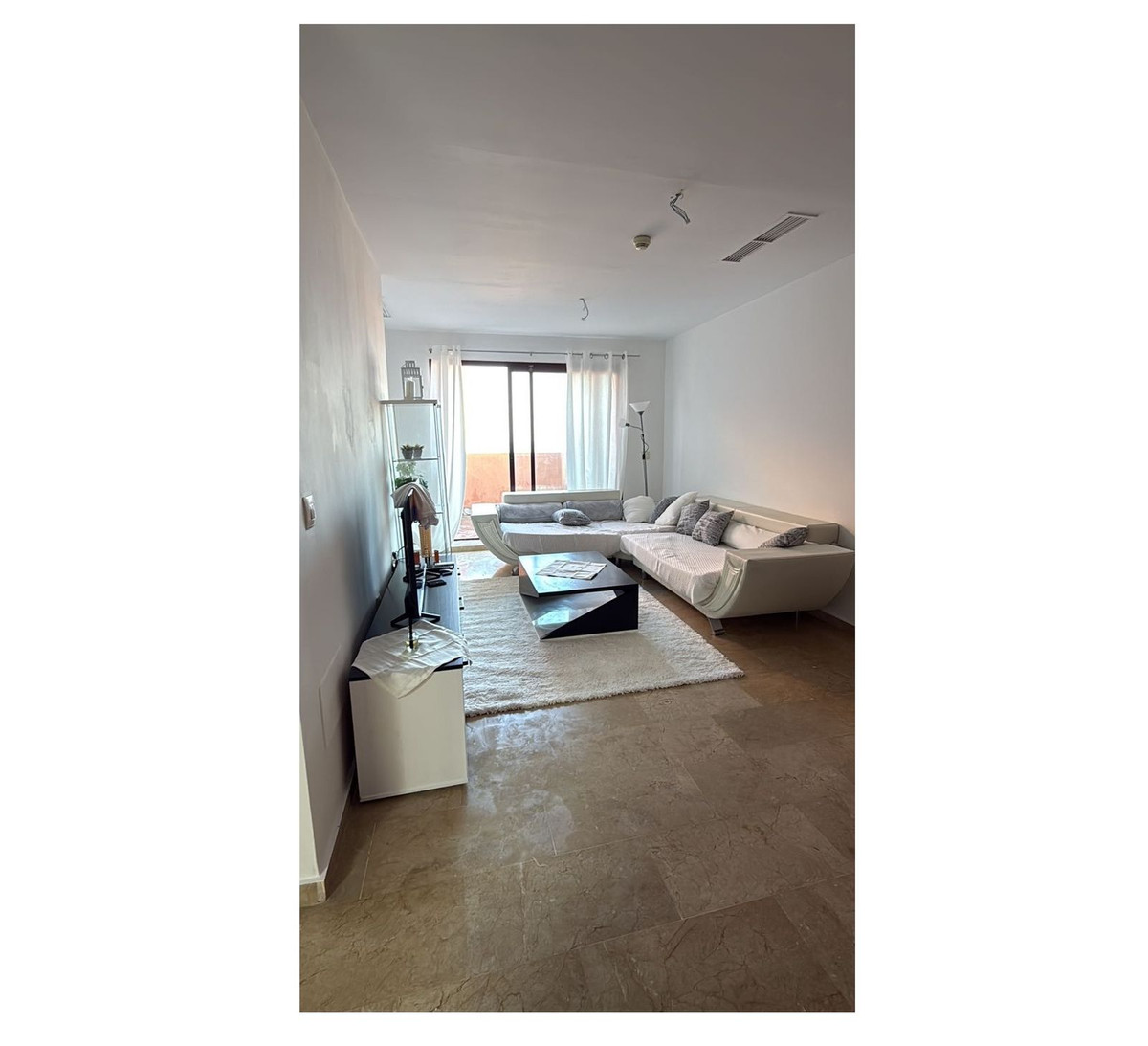 Penthouse te koop in Manilva | 2 slaapkamers H5110204