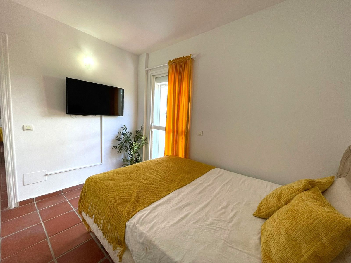 Appartement te koop in Manilva | 2 slaapkamers H5123818