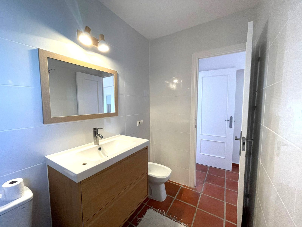 Appartement te koop in Manilva | 2 slaapkamers H5123818