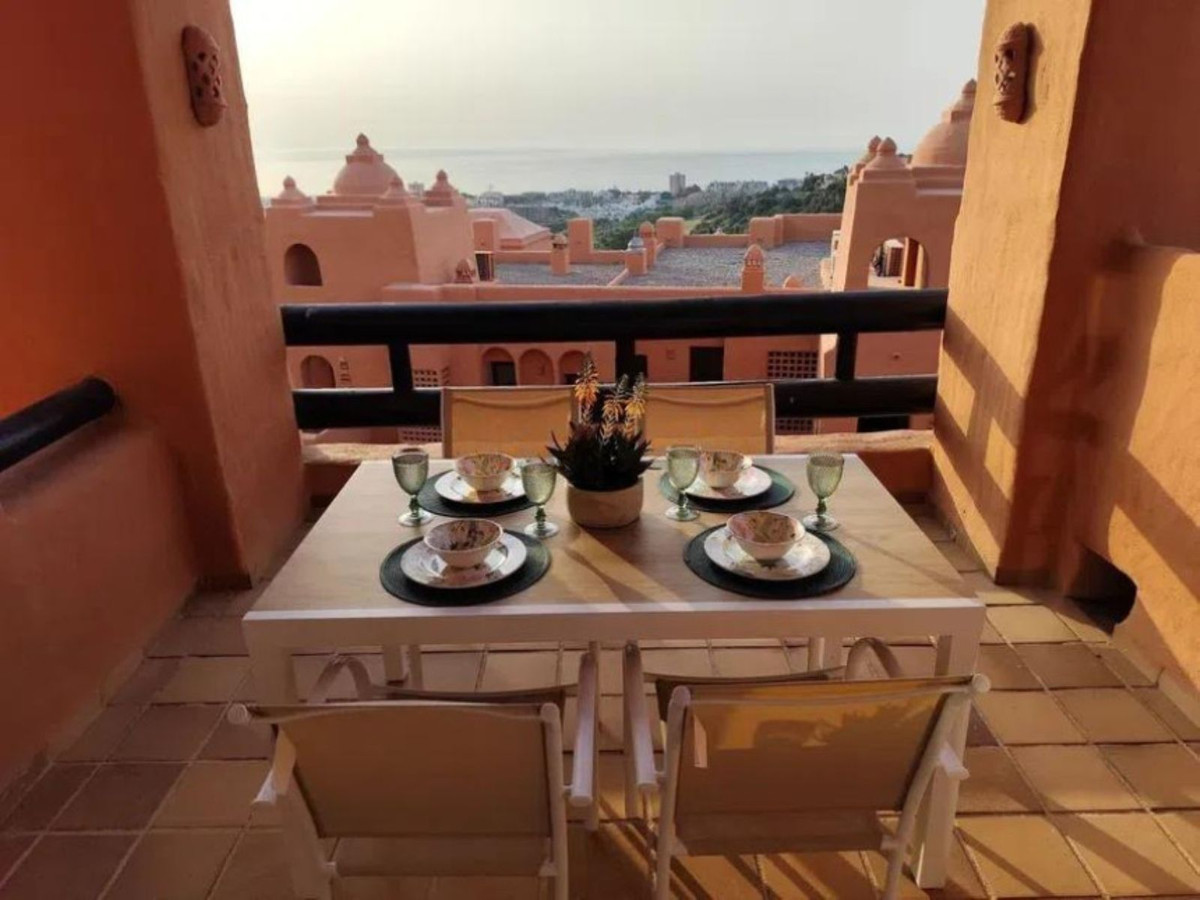 Appartement te koop in Manilva | 2 slaapkamers H5126191