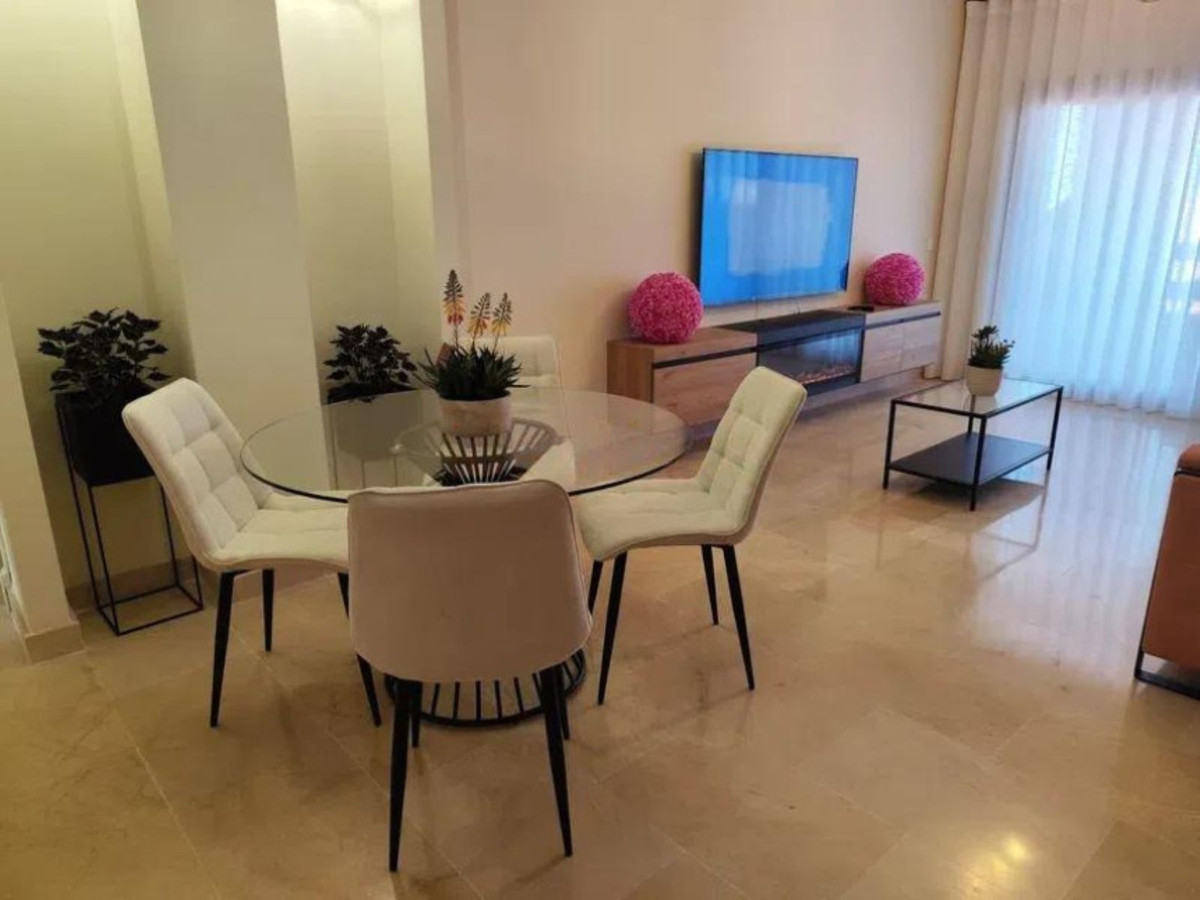 Appartement te koop in Manilva | 2 slaapkamers H5126191