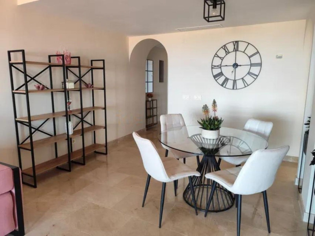 Appartement te koop in Manilva | 2 slaapkamers H5126191
