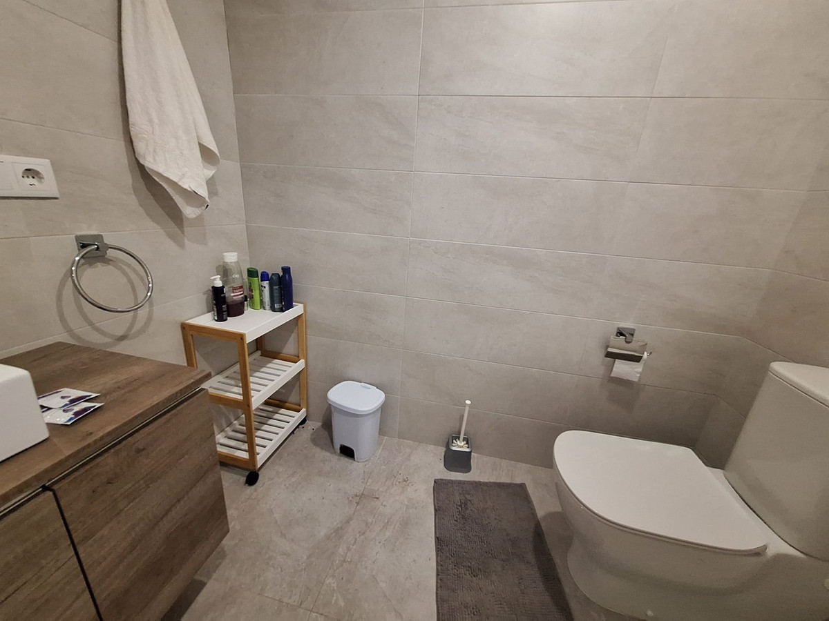 Appartement te koop in Manilva | 2 slaapkamers H5127223