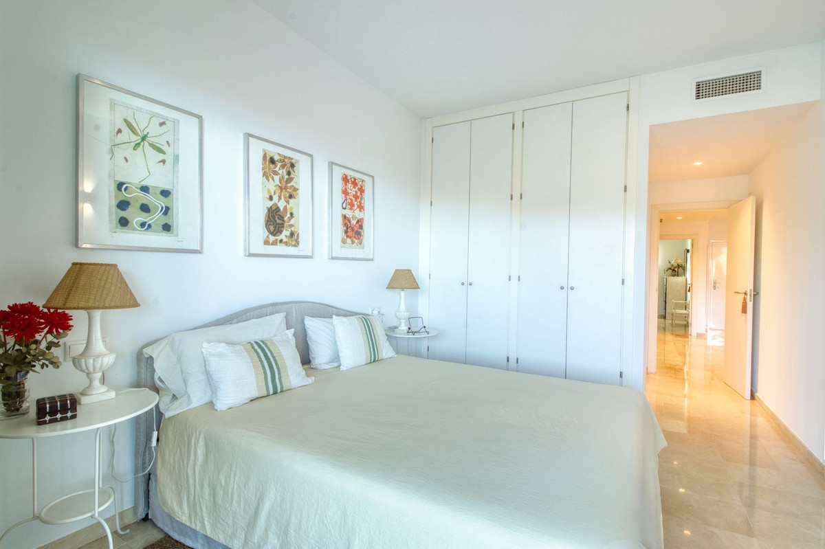 Appartement te koop in Manilva | 2 slaapkamers H5127271
