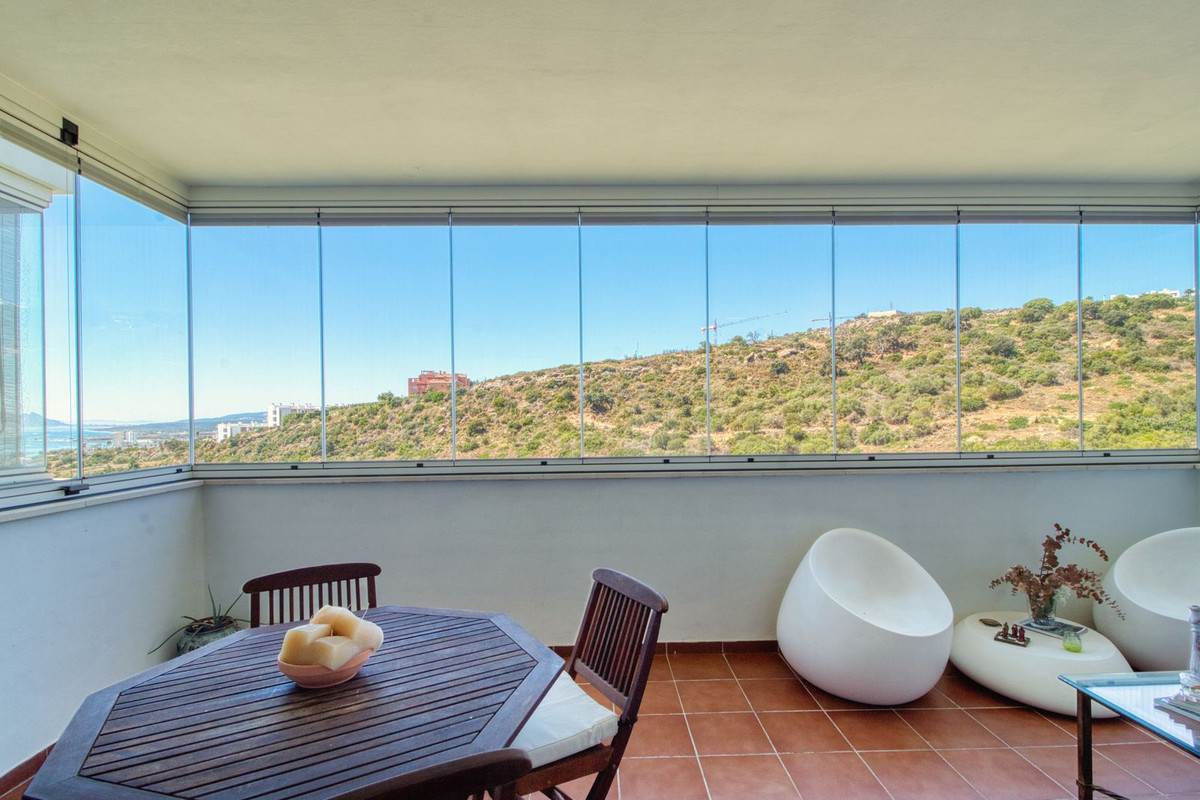 Appartement te koop in Manilva | 2 slaapkamers H5127271