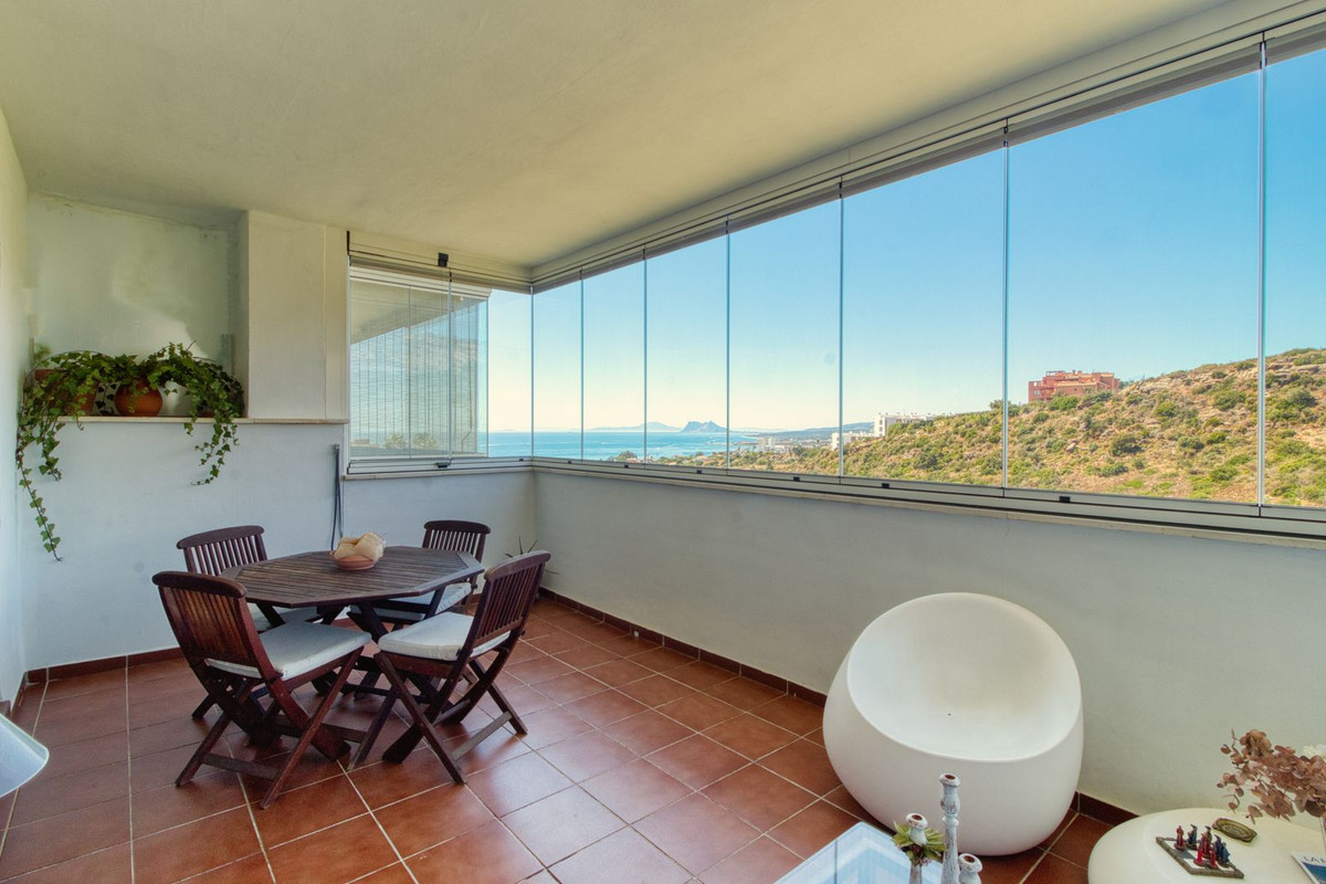 Appartement te koop in Manilva | 2 slaapkamers H5127271