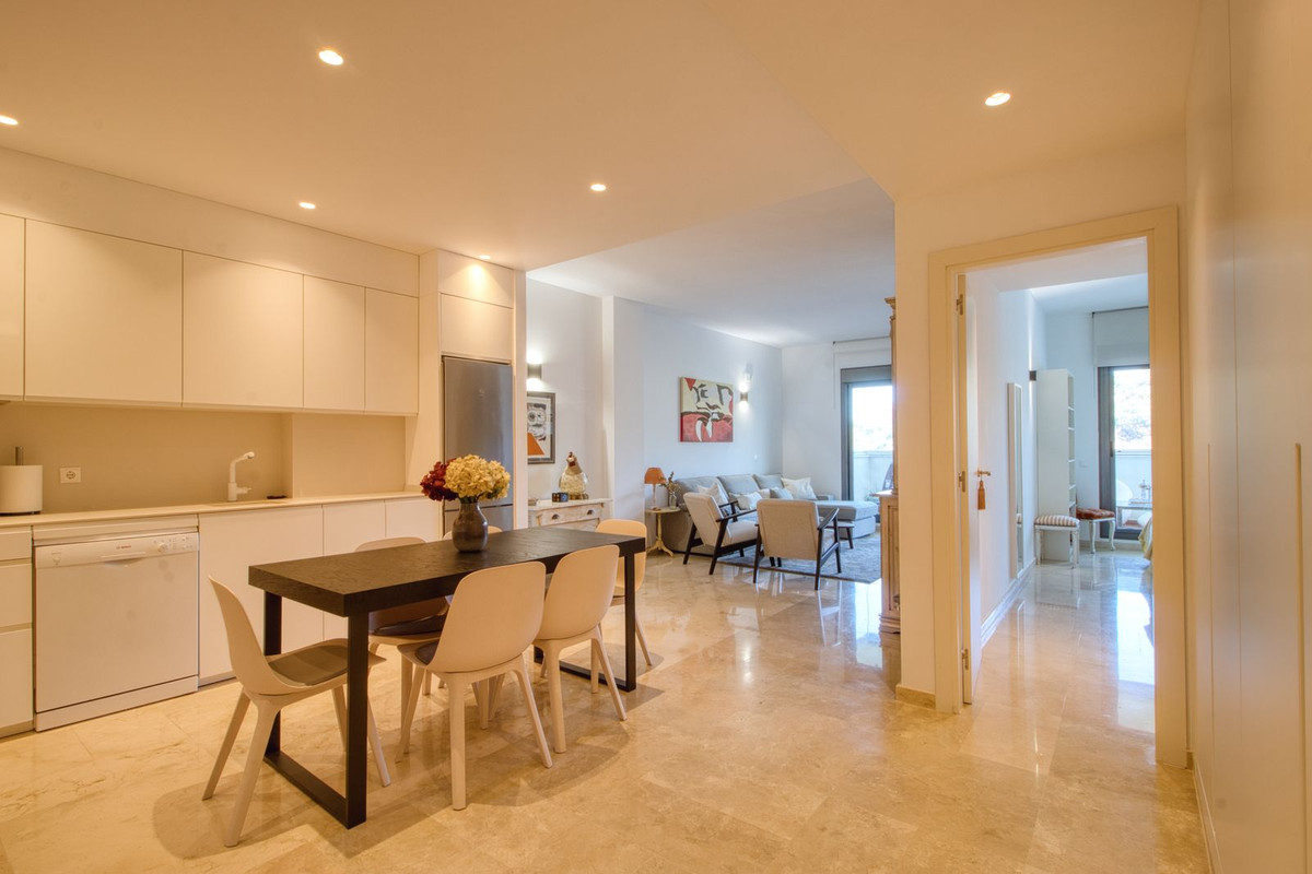 Appartement te koop in Manilva | 2 slaapkamers H5127271