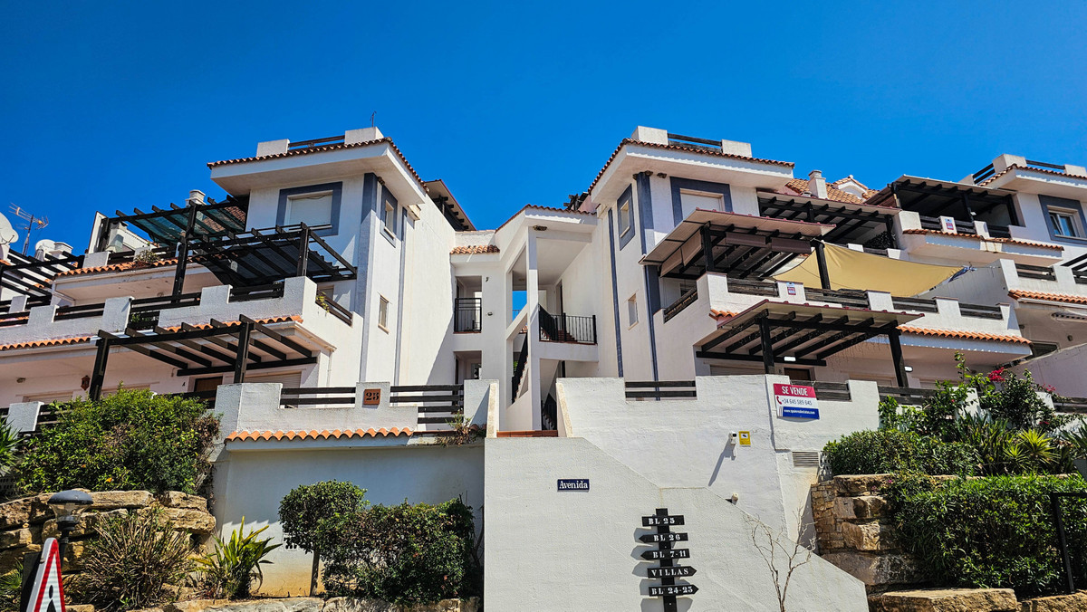 Appartement te koop in Manilva | 3 slaapkamers H5134813