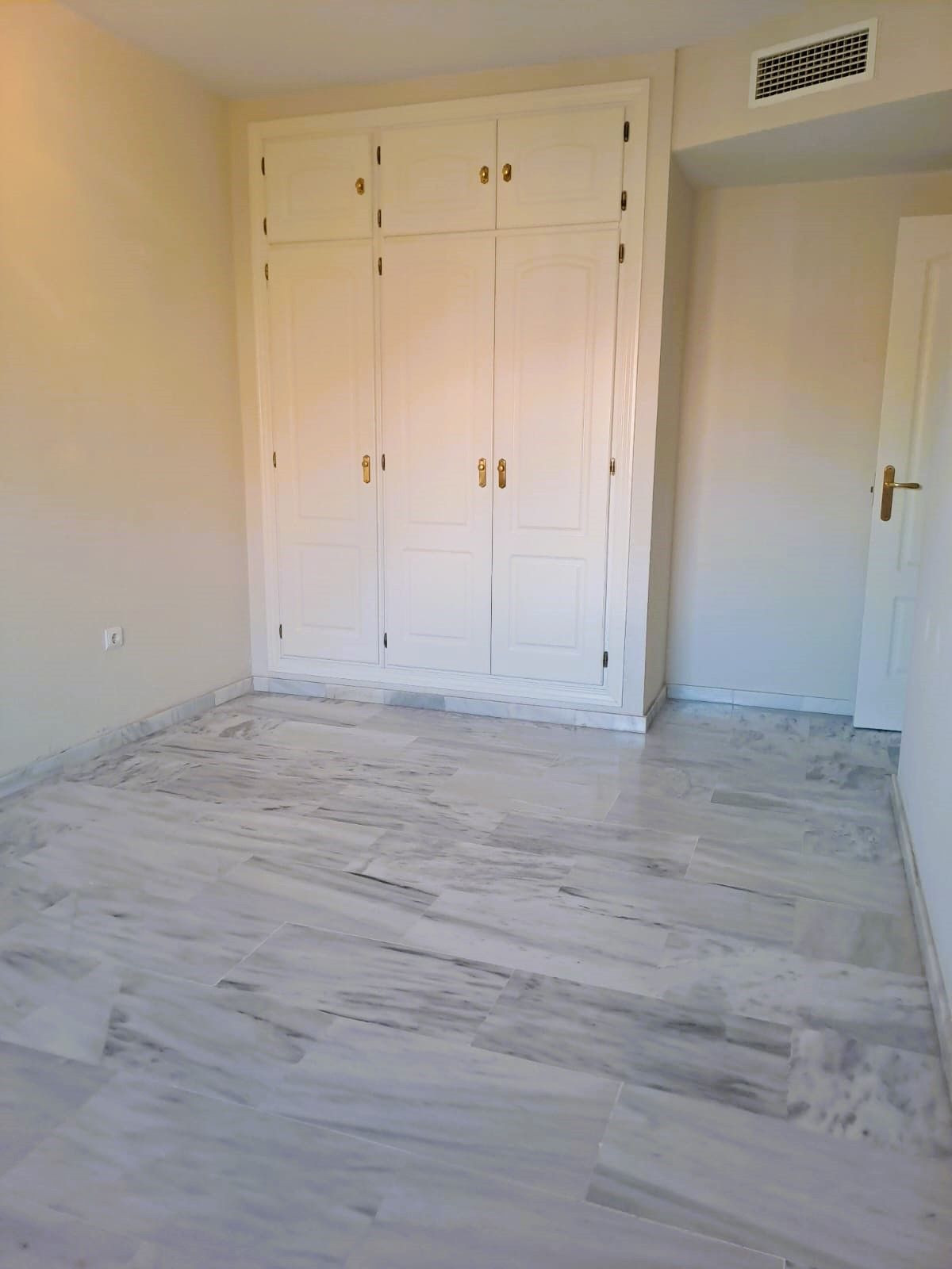 Huis te koop in Manilva | 2 slaapkamers H5135437