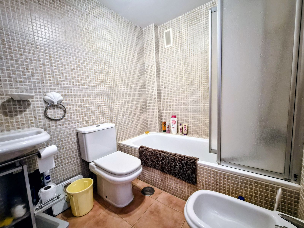 Appartement te koop in Manilva | 3 slaapkamers H5138863