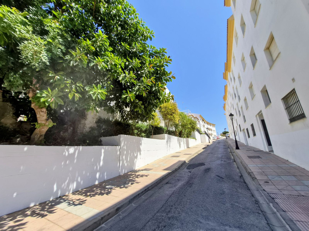 Appartement te koop in Manilva | 3 slaapkamers H5138863