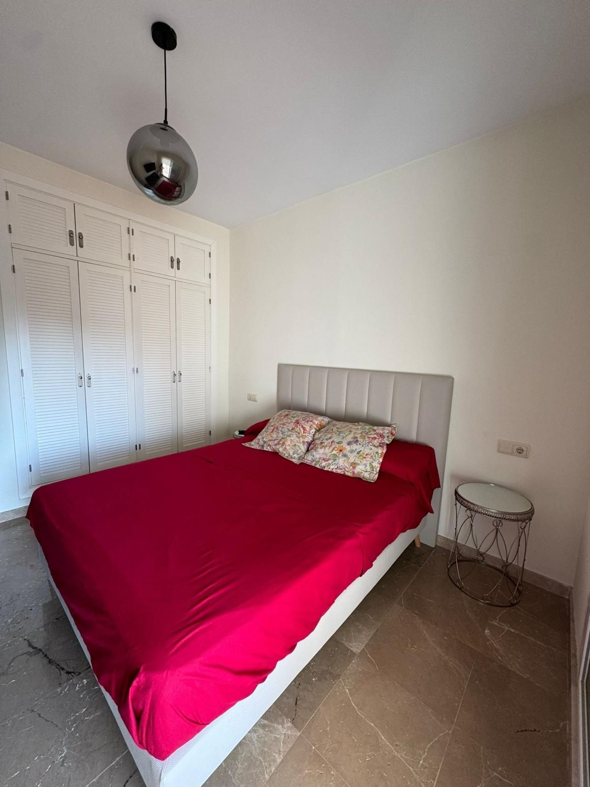 Appartement te koop in Manilva | 2 slaapkamers H5141515