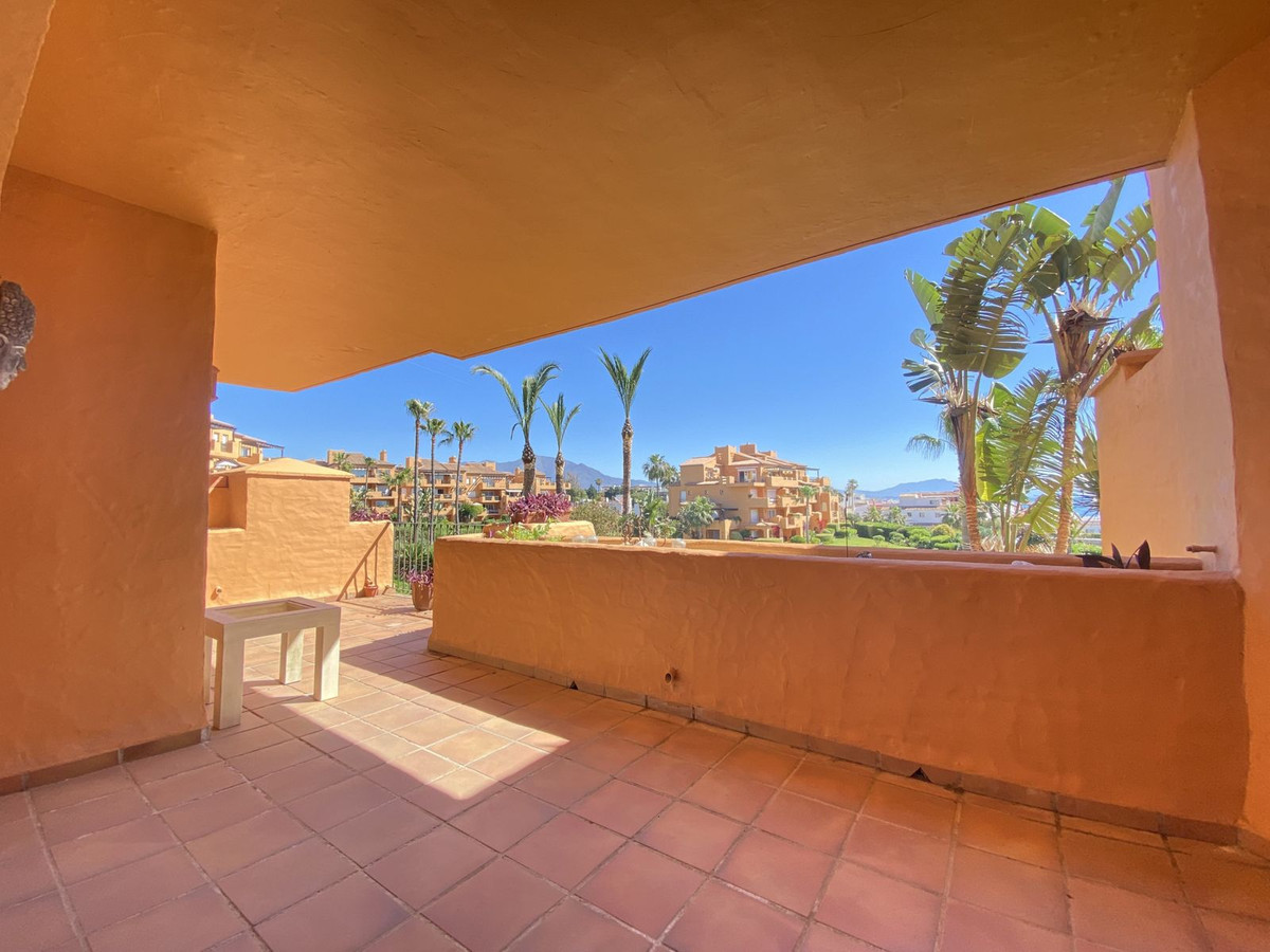 Appartement te koop in Manilva | 3 slaapkamers H5149918