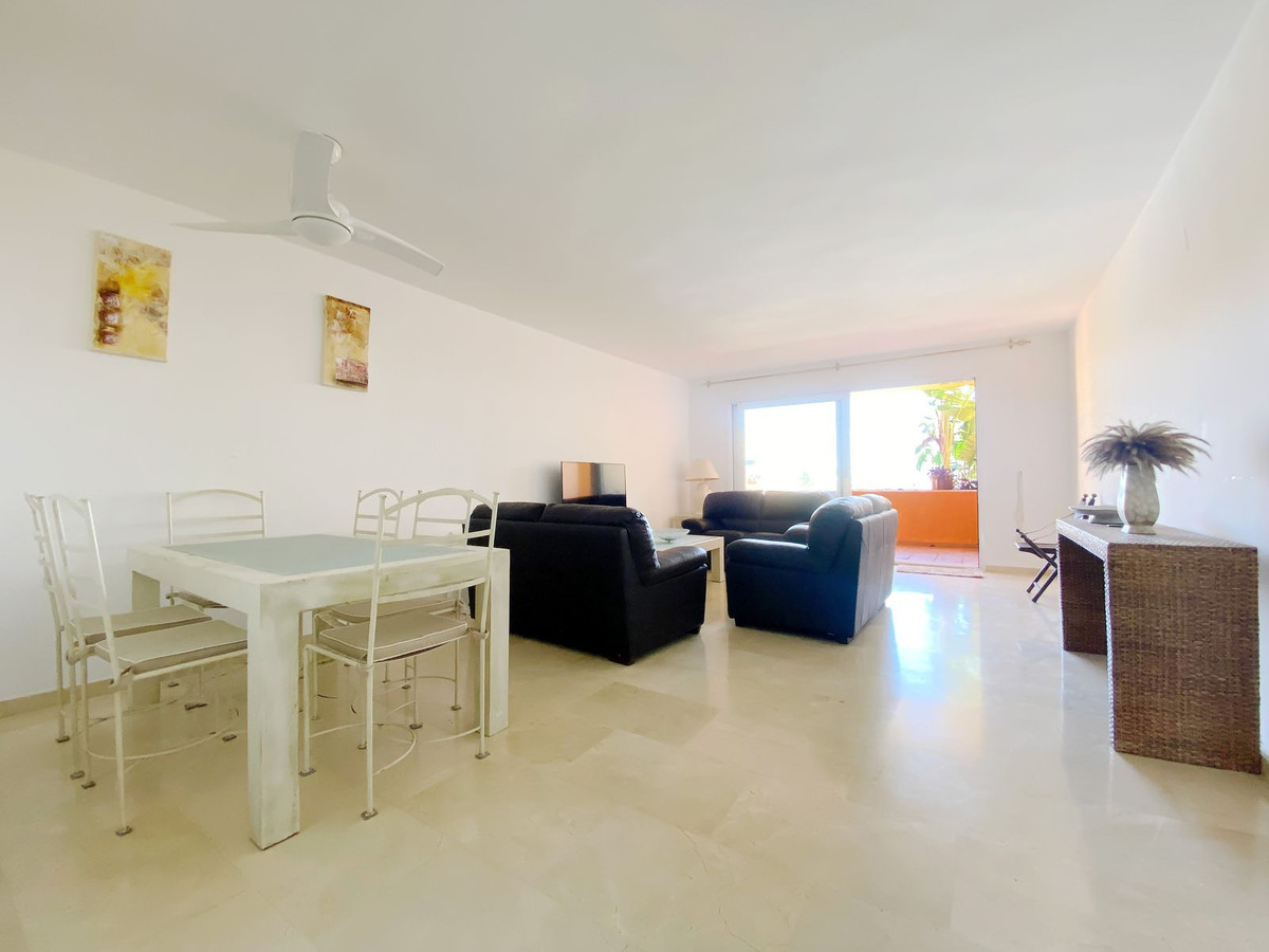 Appartement te koop in Manilva | 3 slaapkamers H5149918