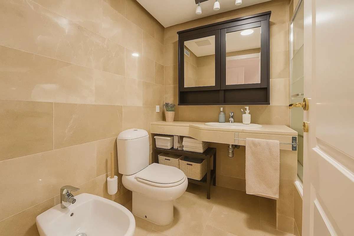 Appartement te koop in Manilva | 2 slaapkamers H5158783