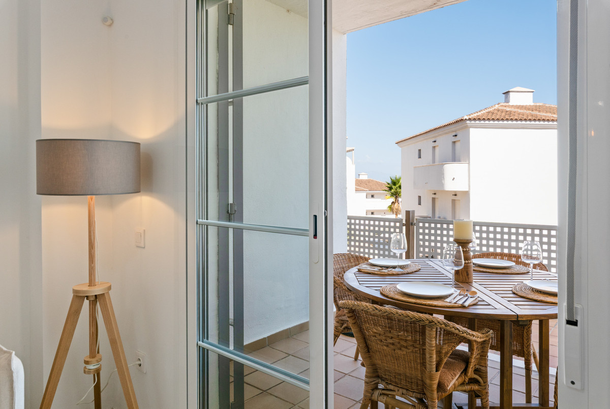 Appartement te koop in Manilva | 2 slaapkamers H5250970