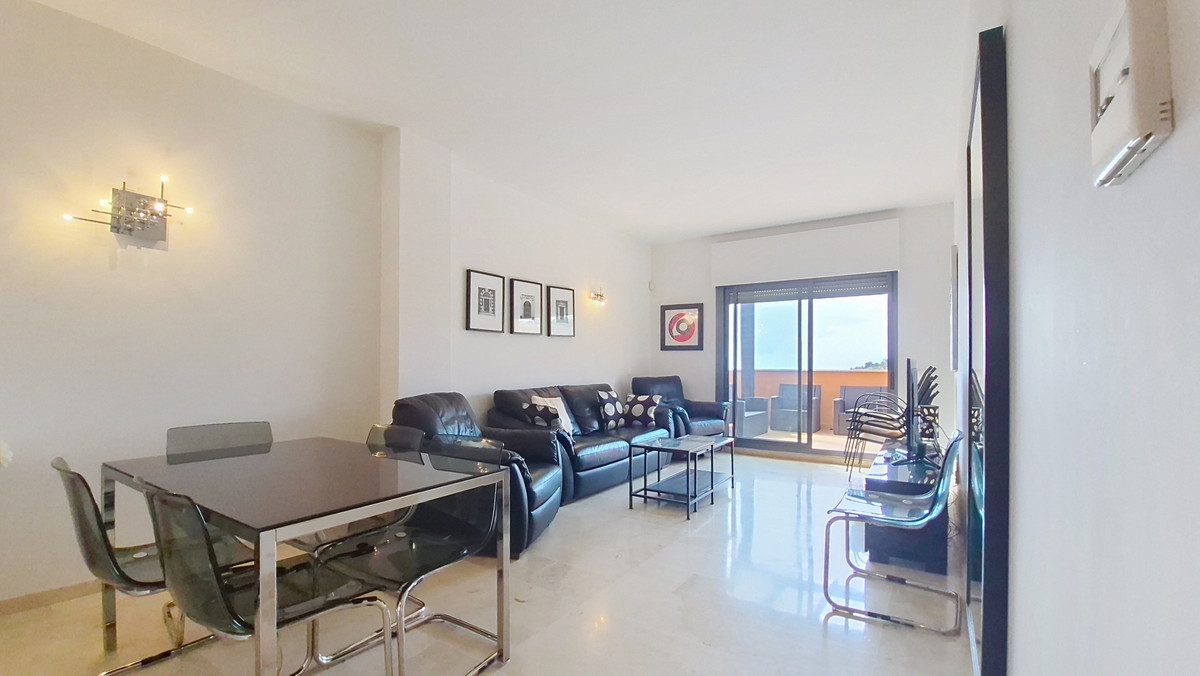Penthouse te koop in Manilva | 2 slaapkamers H5256703