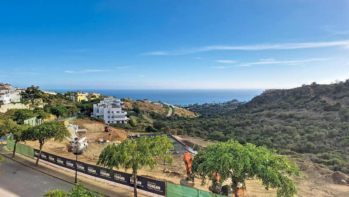 Penthouse te koop in Manilva | 2 slaapkamers H5256703