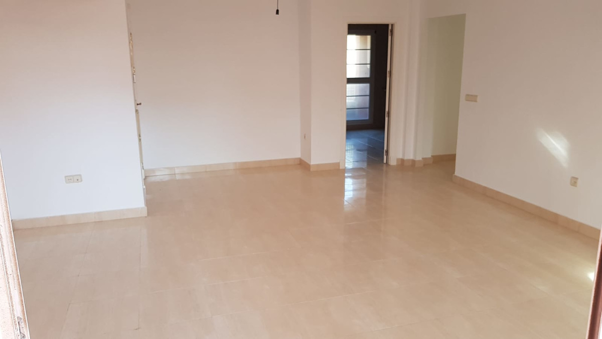 Appartement te koop in Manilva | 2 slaapkamers H5269561