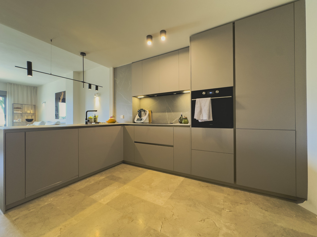 Appartement te koop in Manilva | 2 slaapkamers H5271991