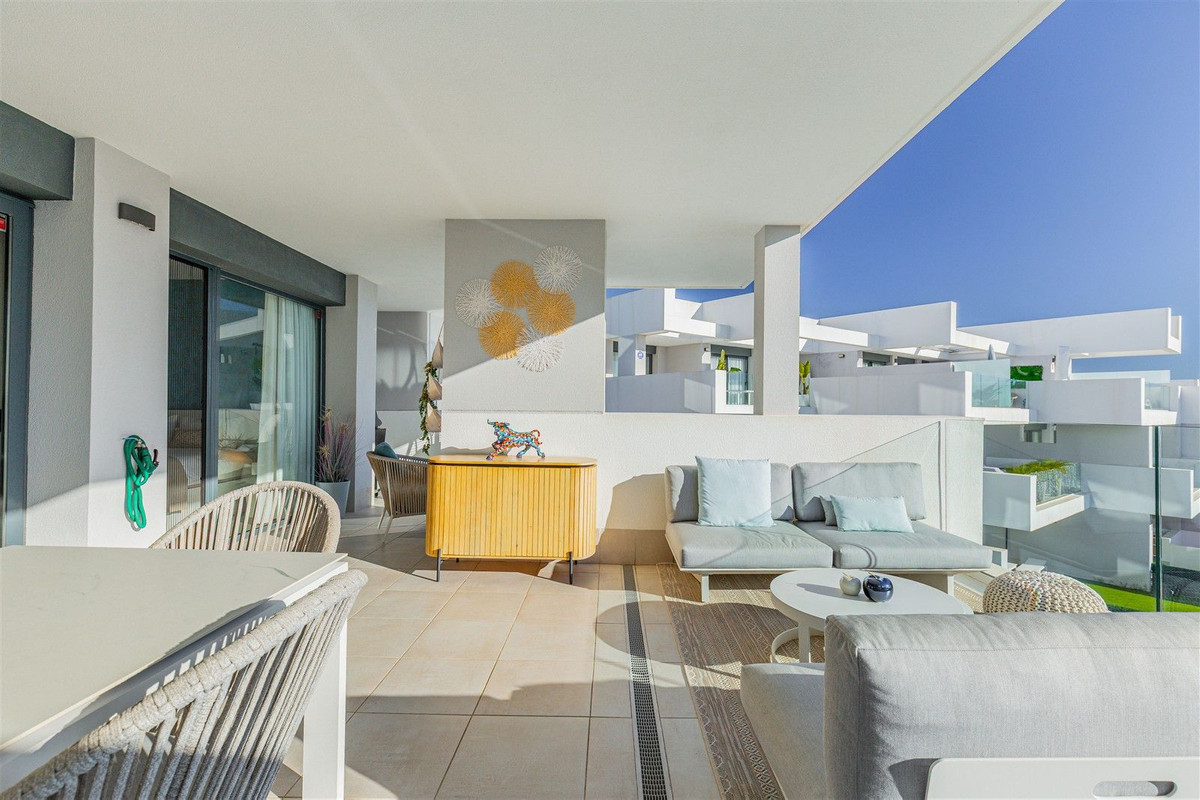 Appartement te koop in Manilva | 2 slaapkamers H5274895