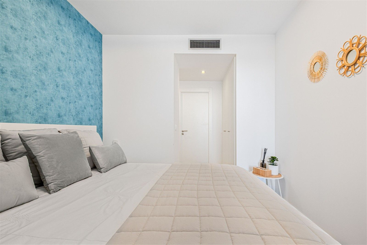 Appartement te koop in Manilva | 2 slaapkamers H5274895