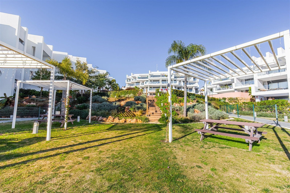 Appartement te koop in Manilva | 2 slaapkamers H5274895