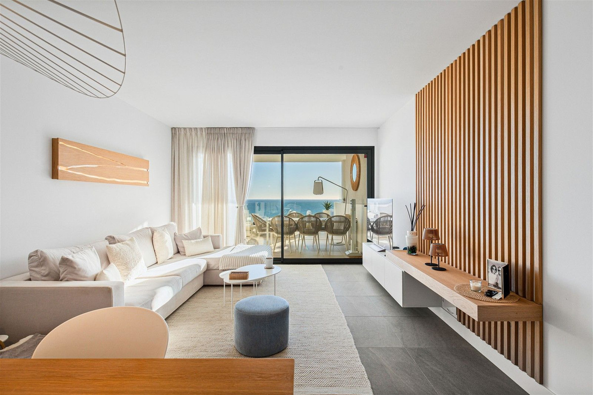 Appartement te koop in Manilva | 2 slaapkamers H5274895