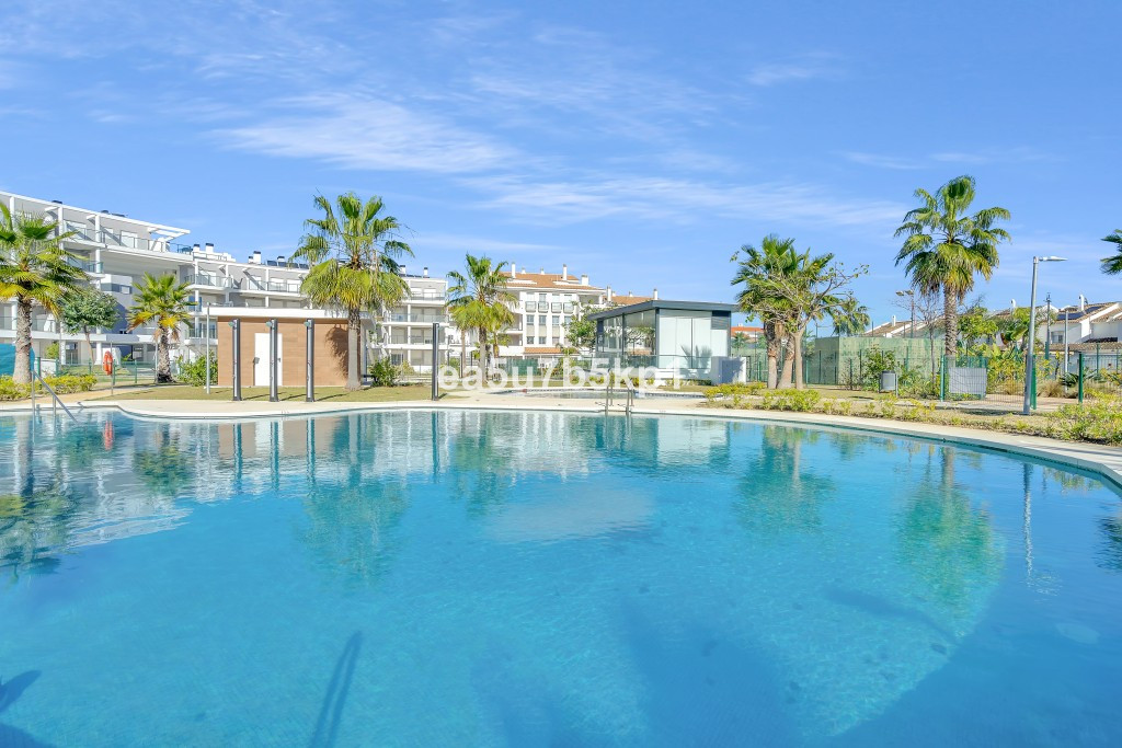 Appartement te koop in Manilva | 2 slaapkamers H5289793