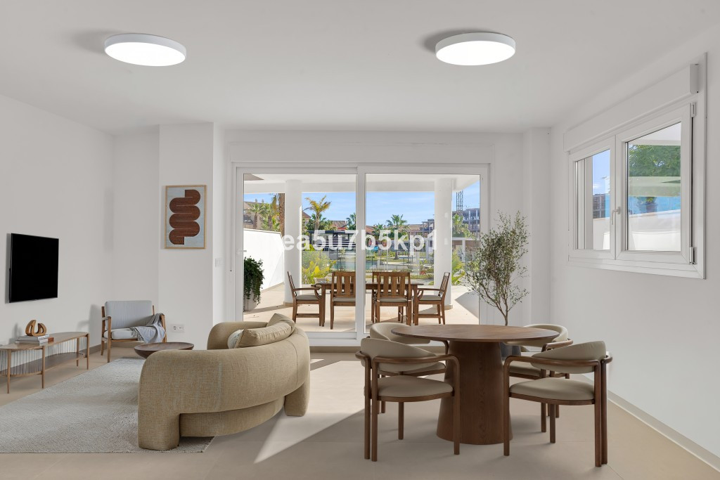 Appartement te koop in Manilva | 2 slaapkamers H5289793