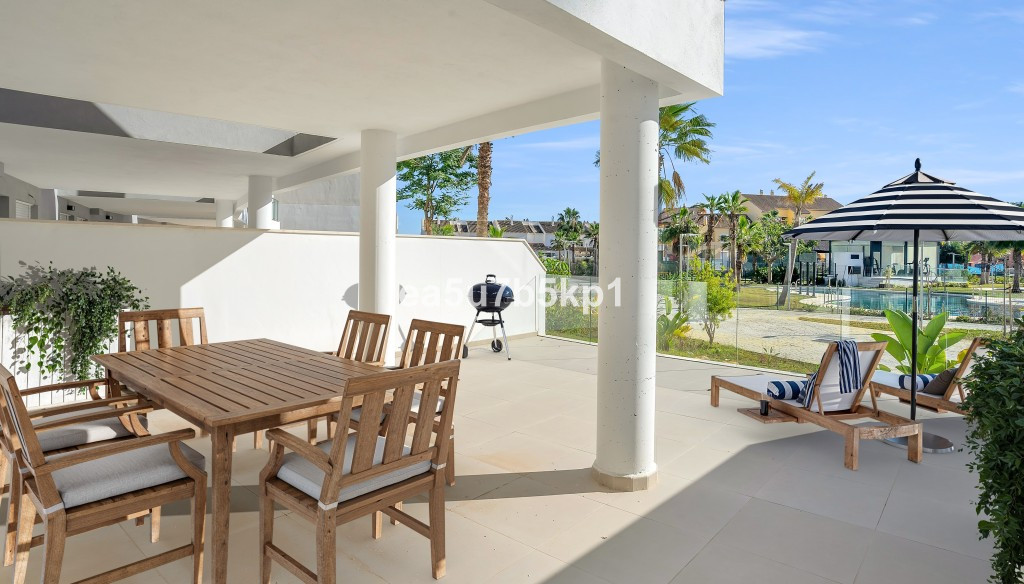 Appartement te koop in Manilva | 2 slaapkamers H5289793