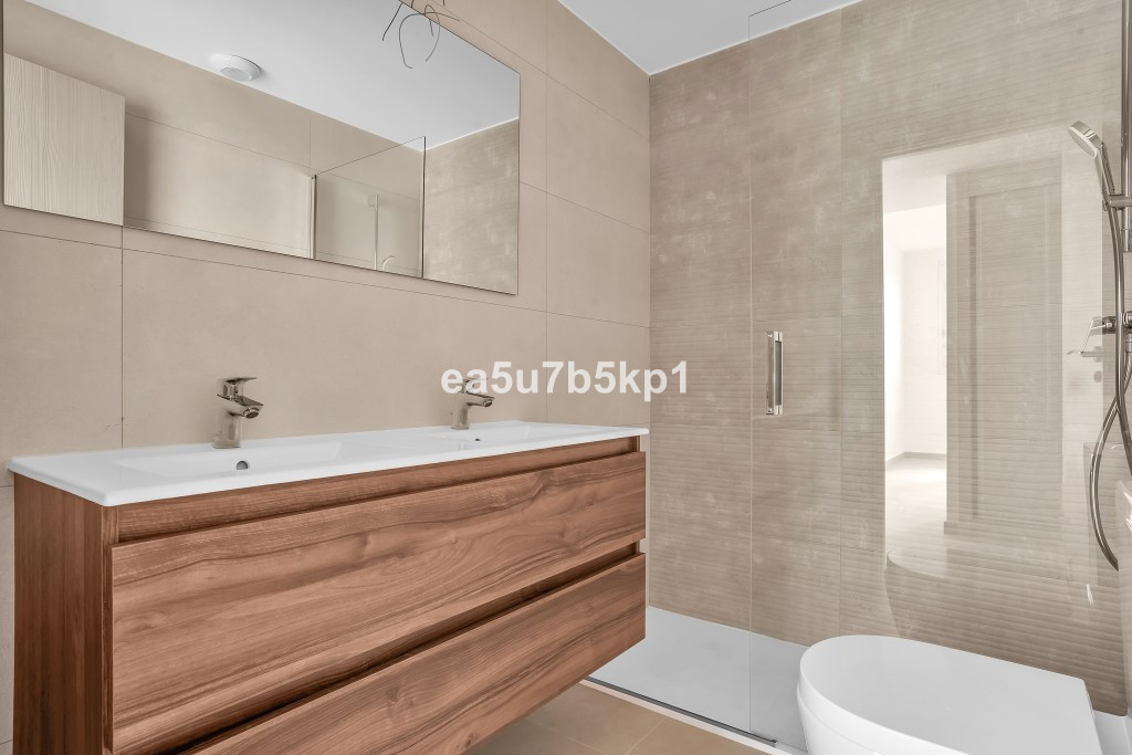 Appartement te koop in Manilva | 2 slaapkamers H5289793